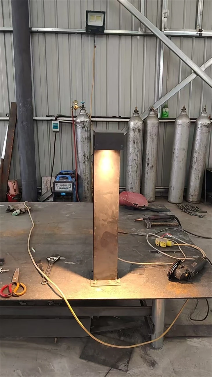 Kerti fém lámpa Bollard Light